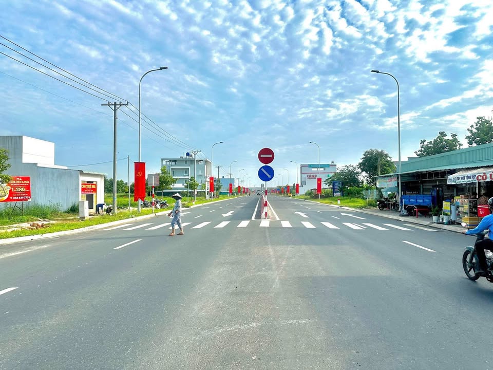 Bán đất 100m2 trung tâm hành chính Thủ Thừa, Long An