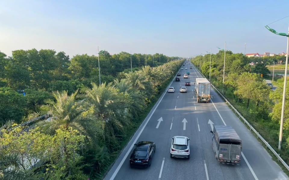 Đất Sóc Sơn mặt tiền 5m, đường thông 6m, giá cực thiện chí