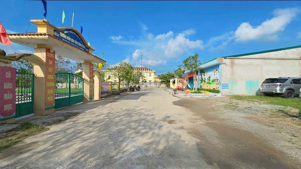 Bùng nổ giá đất Quyết Tiến 185m2 mặt tiền 8,4m, đường 11m, chỉ 2,6 tỷ