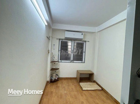 Nhà 5 tầng ngõ Giếng Mứt giá hời 5,3 triệu/tháng