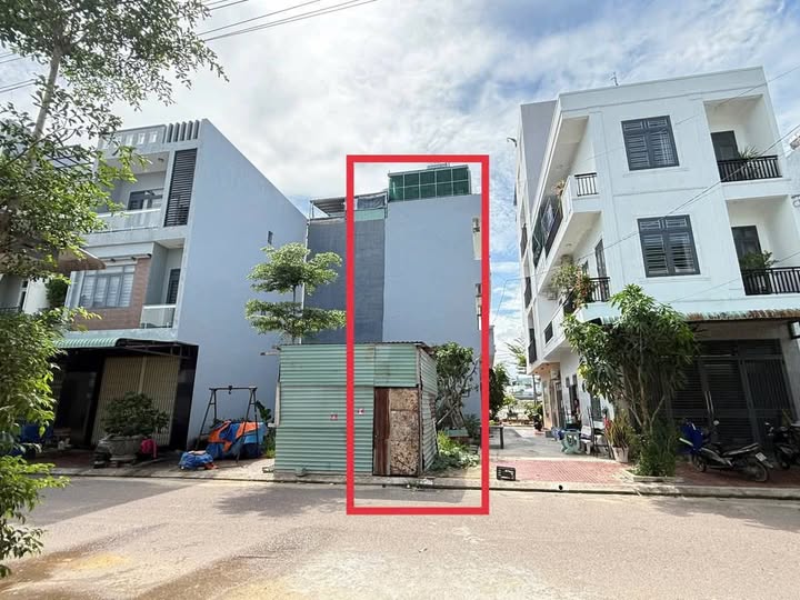 Góc 2 mặt cầu, 2 hướng nhìn, đất Quy Nhơn giá hời