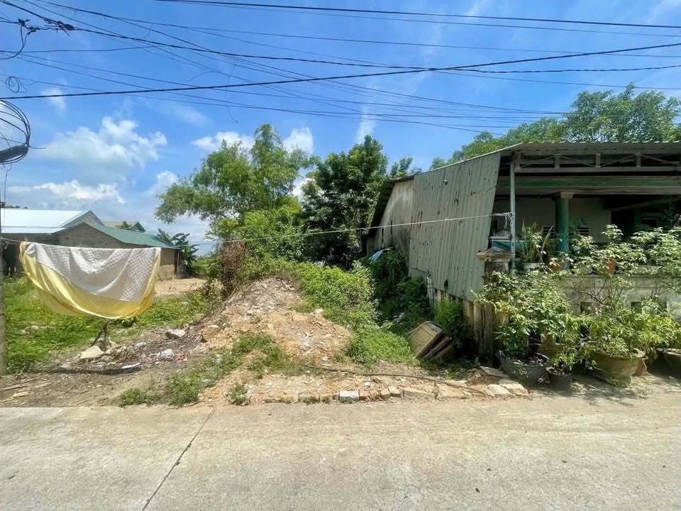 Tọa lạc trên con đường Nguyễn Đăng Đệ sầm uất, mảnh đất này mang trong mình vẻ đẹp cổ điển