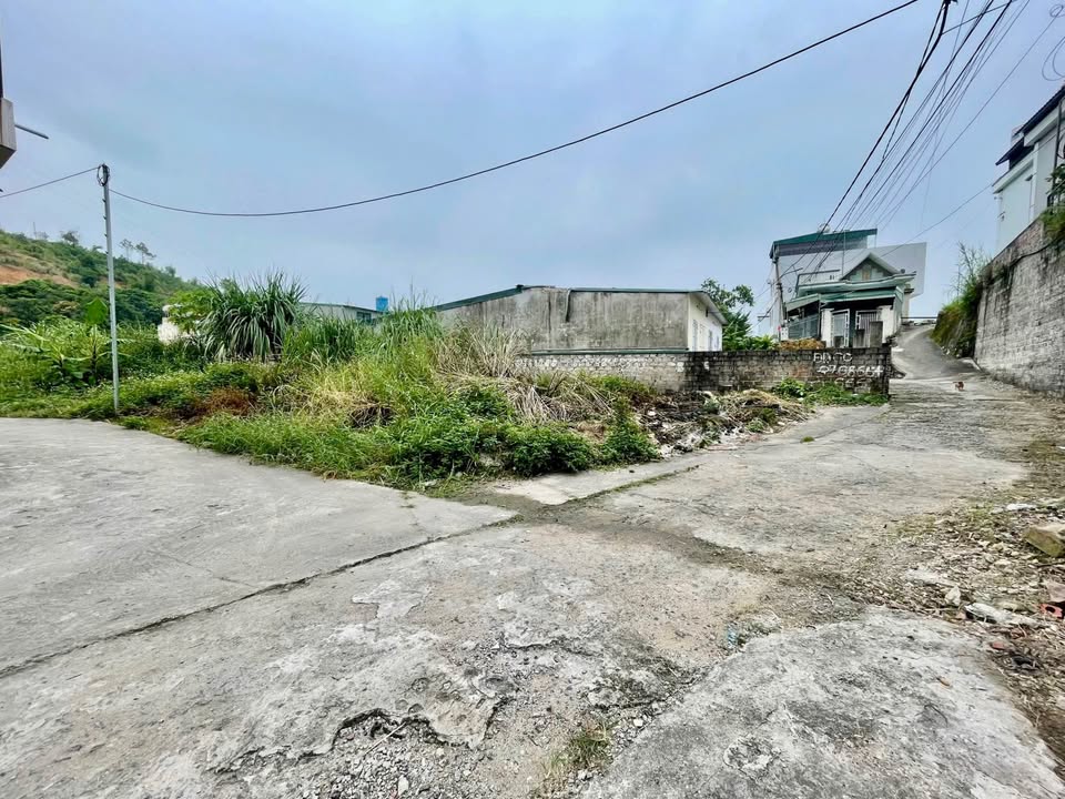 Bán gấp ô góc Làng Công An - Ô Tô quay đầu tại cửa - Diện tích 71m2 - Giá hời