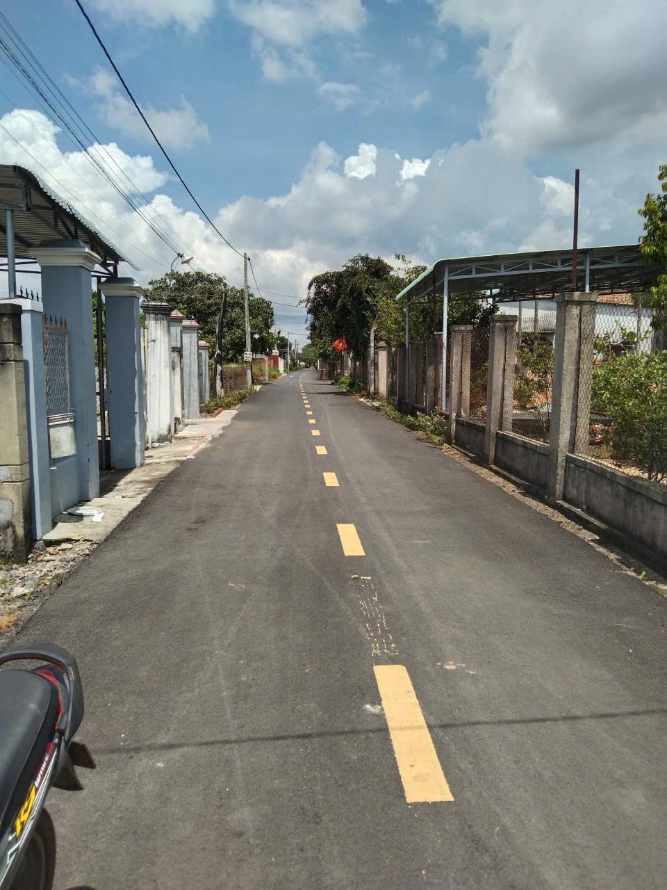 Bán gấp lô đất vàng Phước Tân - 236.8m2, nhà cấp 4 thoáng mát, gần chợ, trường, bệnh viện