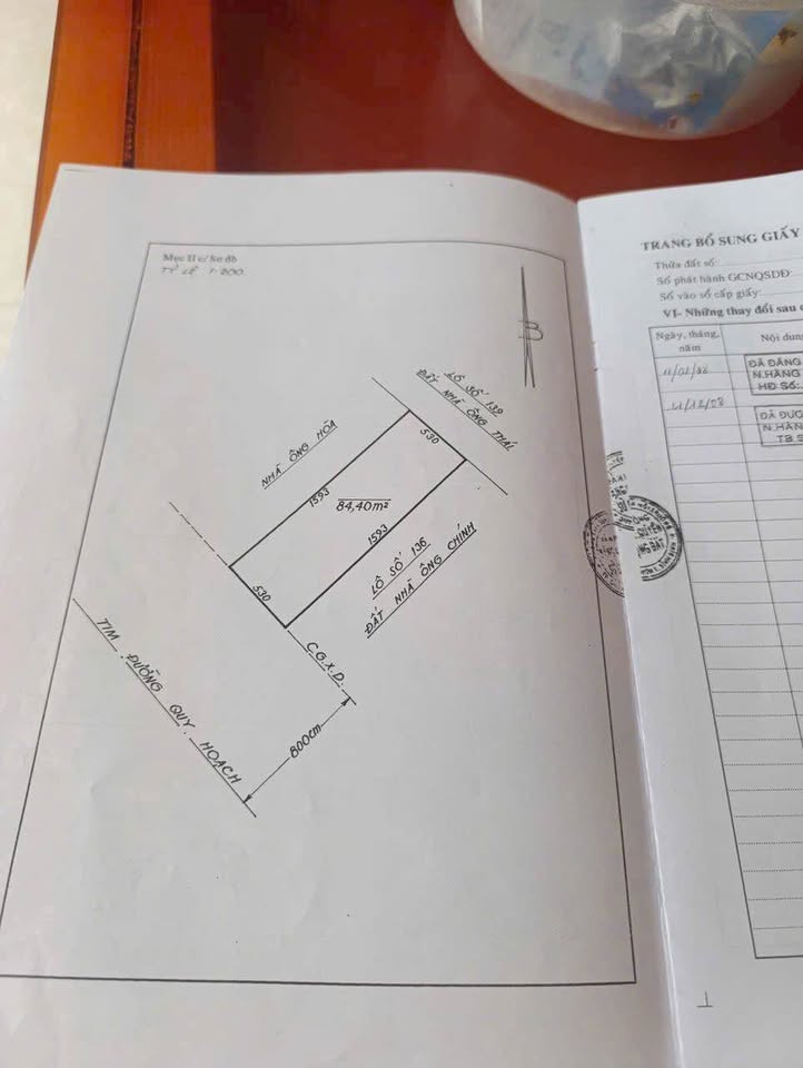 Nhà 2 Tầng tọa lạc trên con đường Chế Lan Viên sầm uất, ngôi nhà 2 tầng này mang vẻ đẹp cổ điển