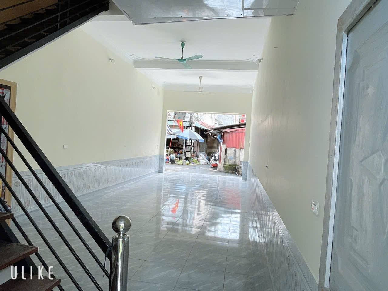 Nhà 2 tầng trung tâm chợ lớn Hà Giang, kinh doanh đắc lợi