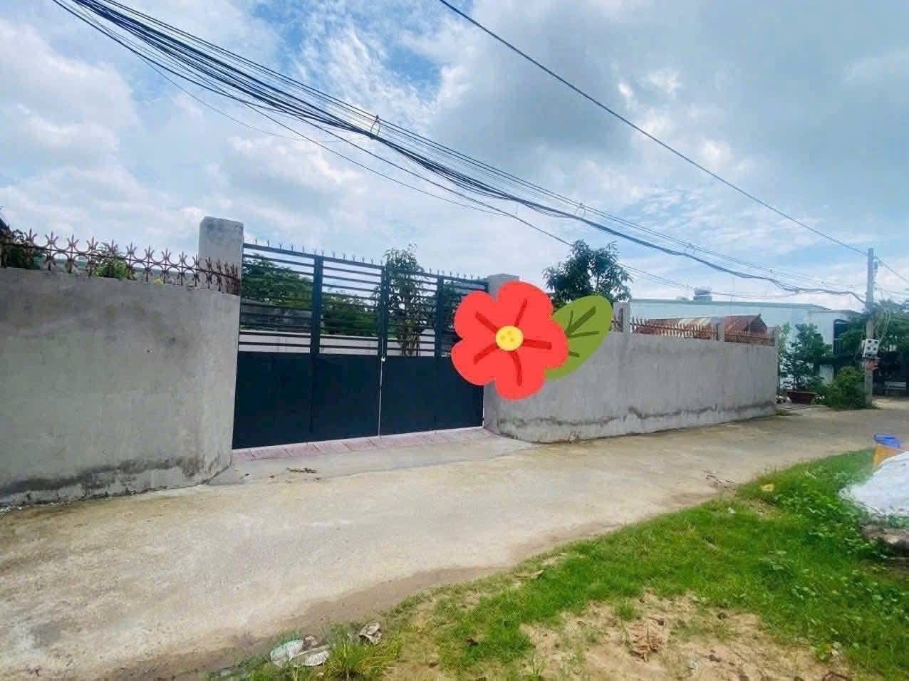 Đất vàng làng du lịch Chí Linh310m2, sổ hồng riêng, giá hời 12 tỷ