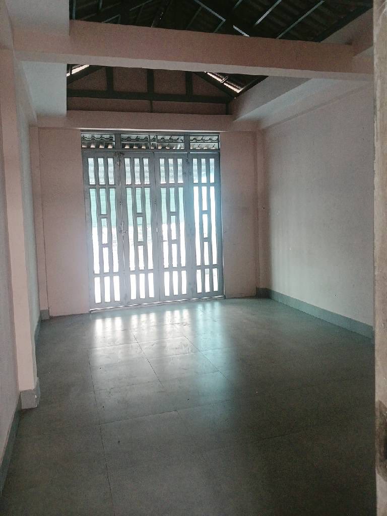 Nhà 1 trệt 3 lầu mặt tiền kinh doanh, Thủ Đức vừa ở vừa kiếm tiền, giá hời