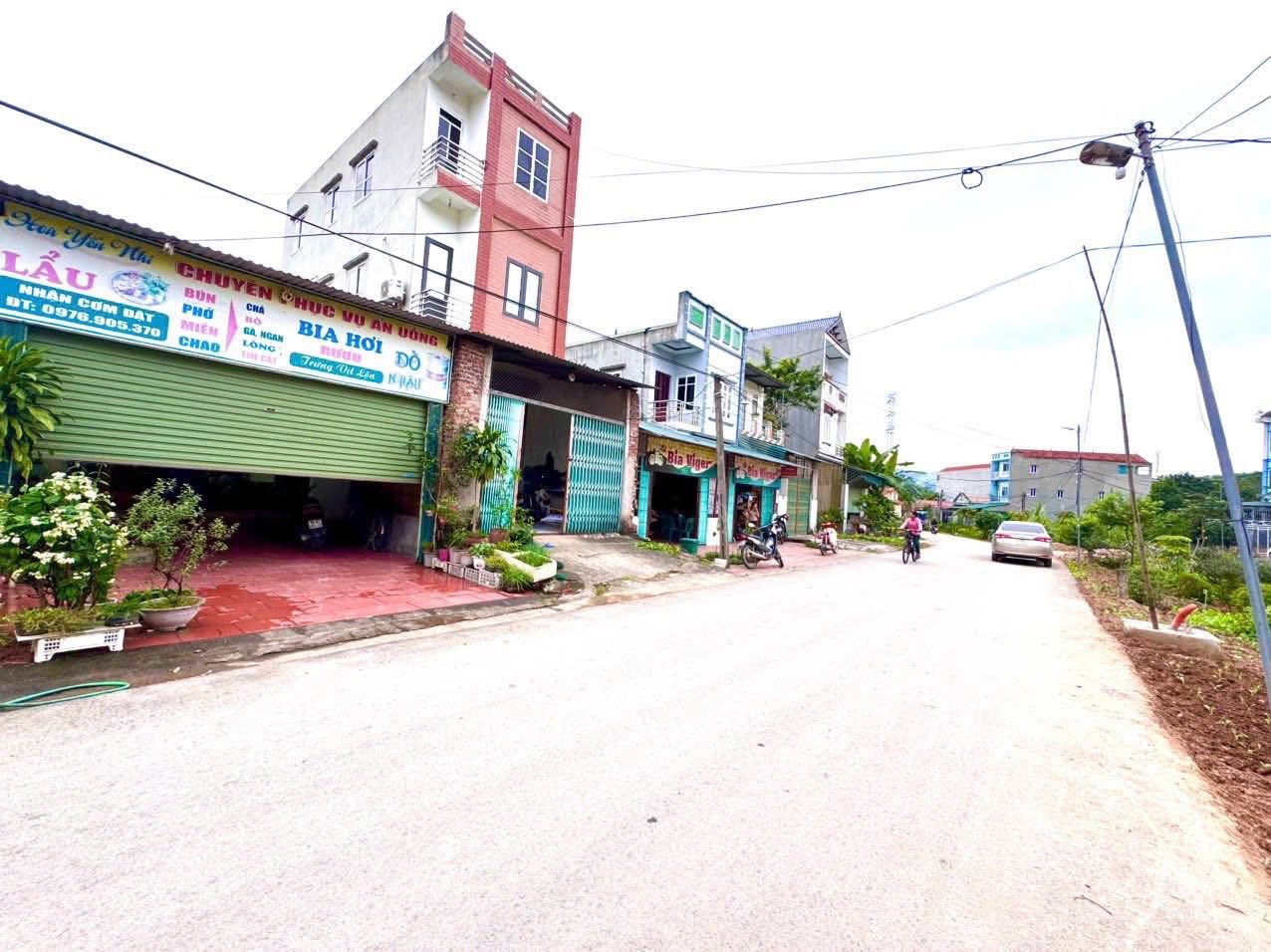 Lô đất kinh doanh mặt tiền 100m2, view suối tại Lập Thạch, Vĩnh Phúc