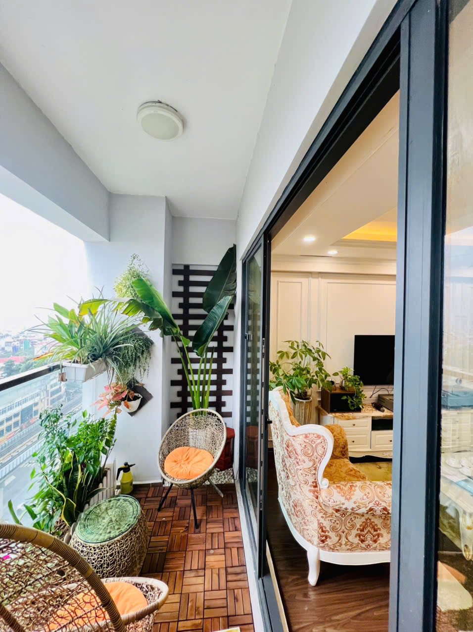 Căn hộ lô góc CT5 Văn Khê 90m² 3 ngủ full nội thất, giá hời