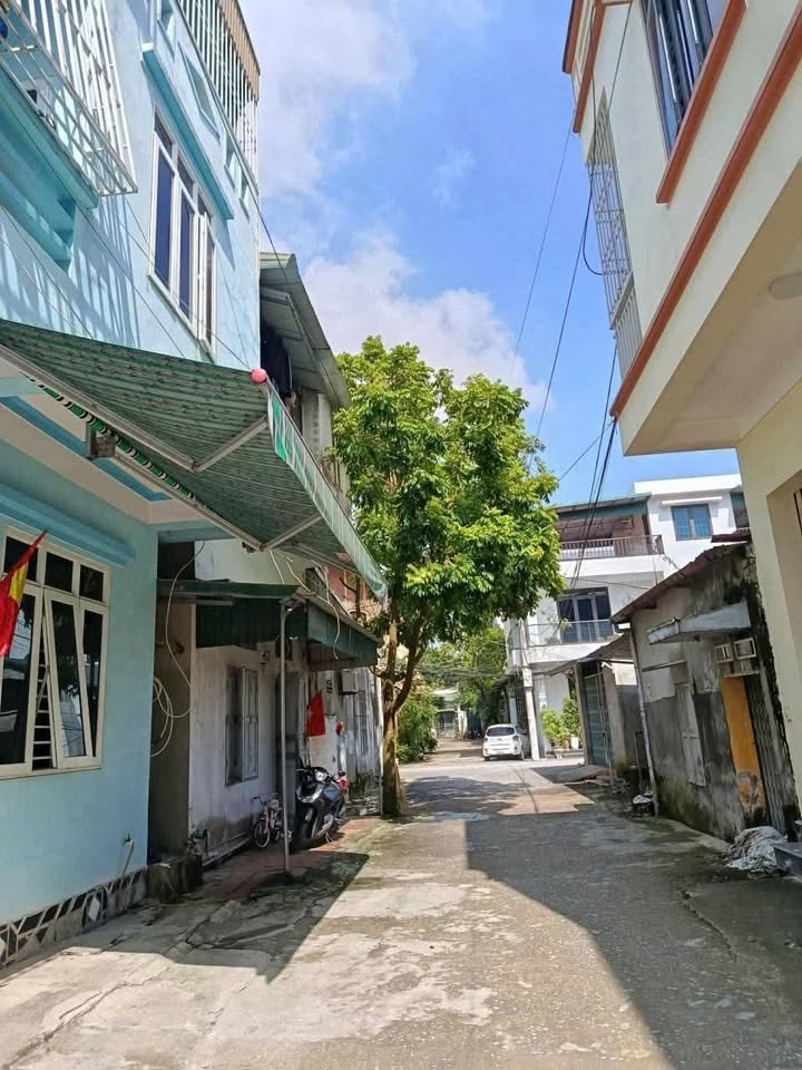 Siêu phẩm nhà 1,5 tầng 2 mặt tiền cực thoáng tại phường Hàm