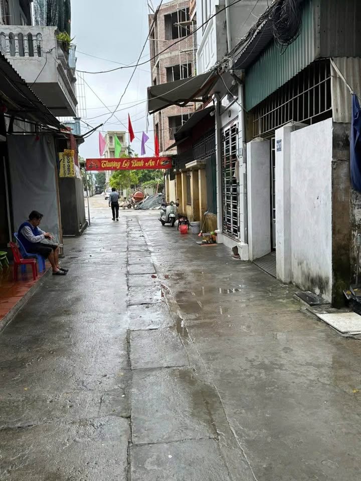 Bán đất tặng nhà 1,5 tầng, 47,6m2, ngõ ô tô 4m tại Trần Lãm, Thái Bình