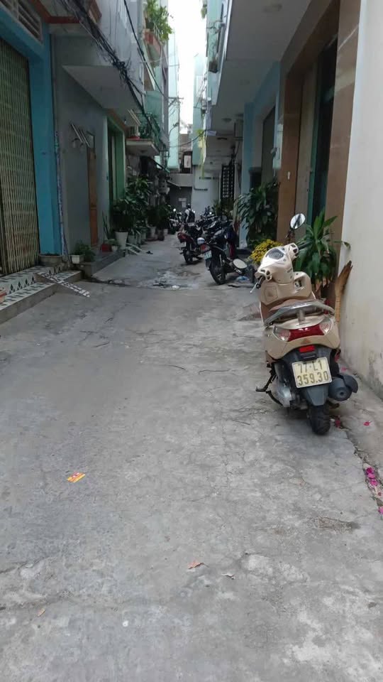 Cho thuê nhà 1 phòng có gác đúc, 40m2, đường Trần Thị Kỷ, Tuy Phước