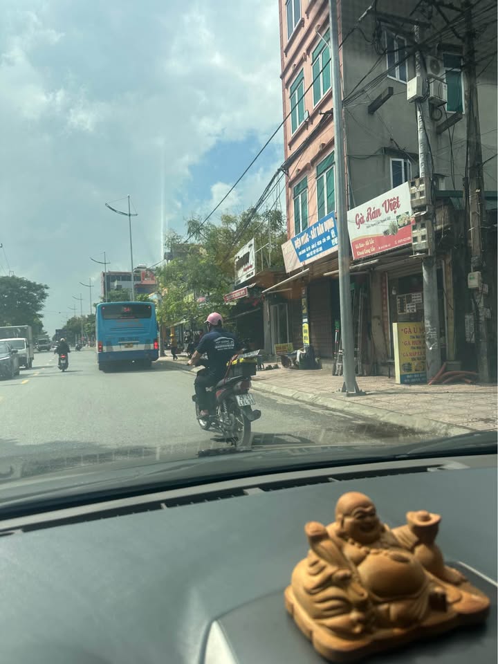 Siêu phẩm đất vàng 186m2, mặt tiền 6m, tọa lạc ngay mặt đường 1A Dốc Lã, Yên Thường, Hà Nội