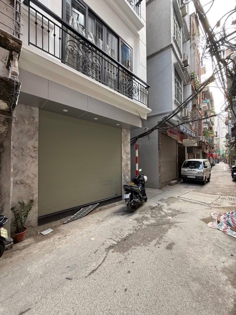 Siêu phẩm nhà đẹp như hoa hậu tại Hoàng Mai, sẵn sàng rước nàng về dinh