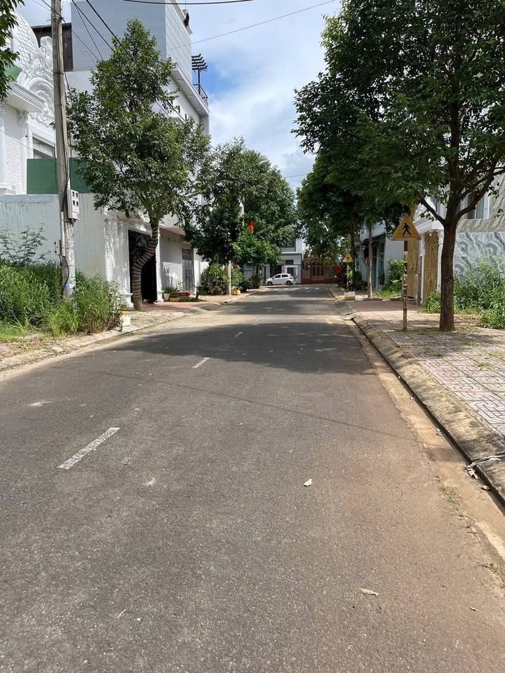 Đất nền khu đấu giá Thành Nhất, 7m x 16m, giá hấp dẫn