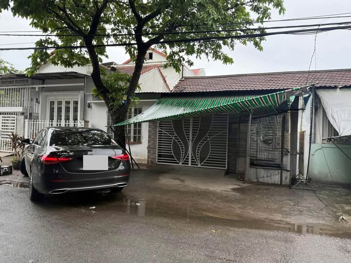 Bán nhà mặt tiền Nguyễn Phúc Lan, kiến trúc hòa mình cùng thiên nhiên