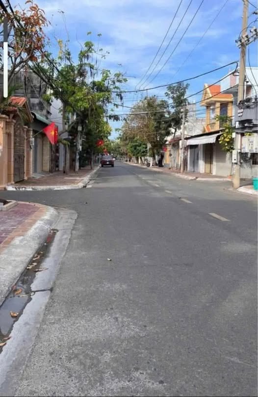 Nhà 2 căn hẻm ô tô 4m, Phường 10, Vũng Tàu - 4.1 tỷ