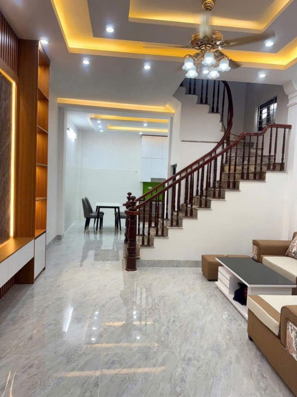 Nhà Đại Mỗ xinh xắn, 45m2, 4 ngủ, giá iu thương