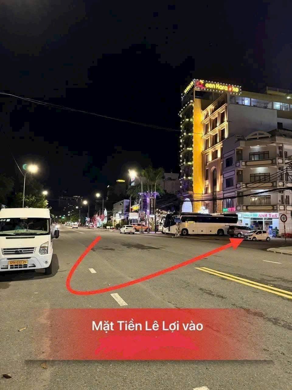 Khách sạn 6 tầng mặt tiền Trần Quang Khải, Cần Thơ - Doanh thu 250 triệu/tháng