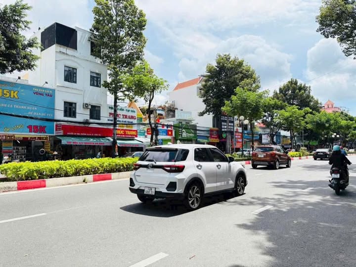 Nhà 3 tầng mặt tiền Nguyễn An Ninh, Vũng Tàu, òng tiền ổn định, vị trí đắc địa