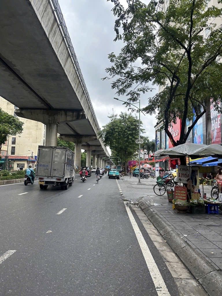 Siêu phẩm nhà 6 tầng ngay trung tâm quận Cầu Giấy, Hà Nội đây rồi