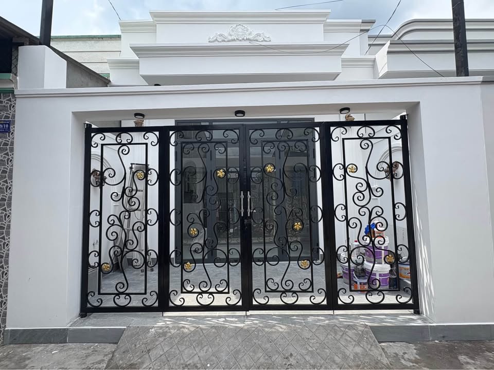 Nhà 2 mặt tiền phong cách tân cổ điển, 5m x 18,5m, 1,48 tỷ tại Mỹ Phong, Đồng Tháp