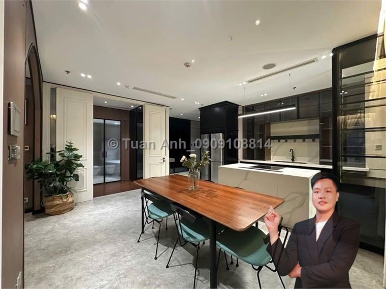 Vinhomes Golden River Quận 1, căn hộ 3 phòng ngủ, full nội thất, view sông, sẵn sổ hồng 23 tỷ