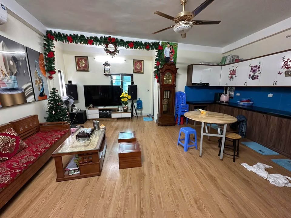 Nhà 7 tầng 10 phòng cho thuê, dòng tiền ổn định, giá chỉ 12 tỷ