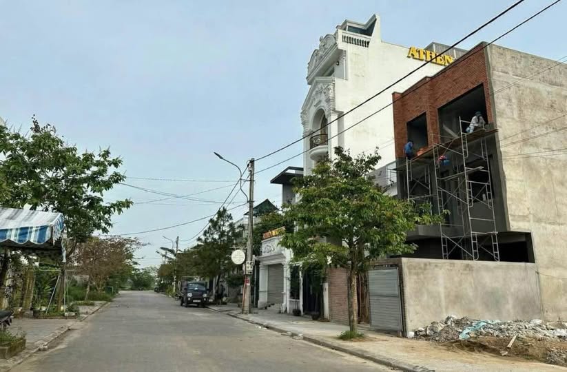 Bán đất 143m2 mặt tiền đường Trần Thị Tâm, Huế, giá 32 triệu/m2