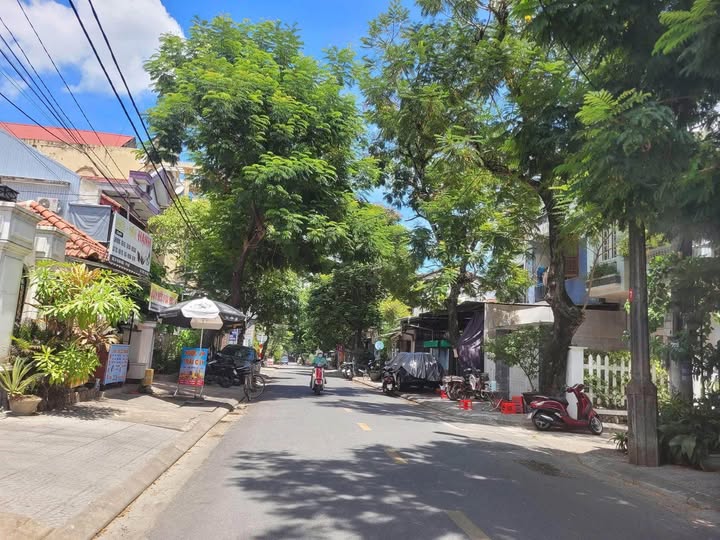 Nhà gác lửng mặt tiền Xuân Diệu, Huế, an cư kinh doanh đỉnh cao