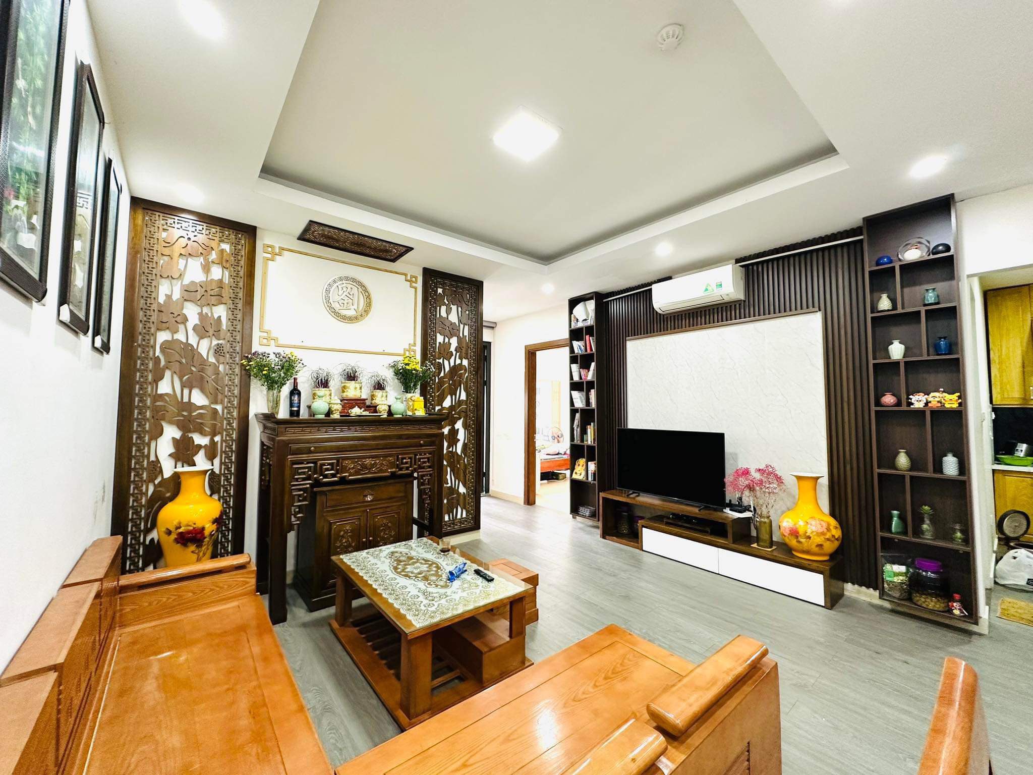 Bán căn hộ FLC Đại Mỗ, 66,m2, 2 phòng ngủ, hướng mát, sổ hồng lâu dài