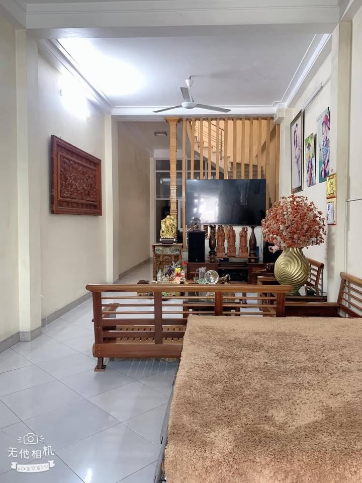 Nhà 3 tầng mặt đường Lê Lai, Thanh Hóa, kinh doanh sầm uất