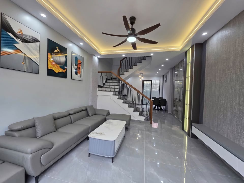 Nhà 3 tầng full nội thất, giá sốc chỉ 1,2 tỷ tại An Dương