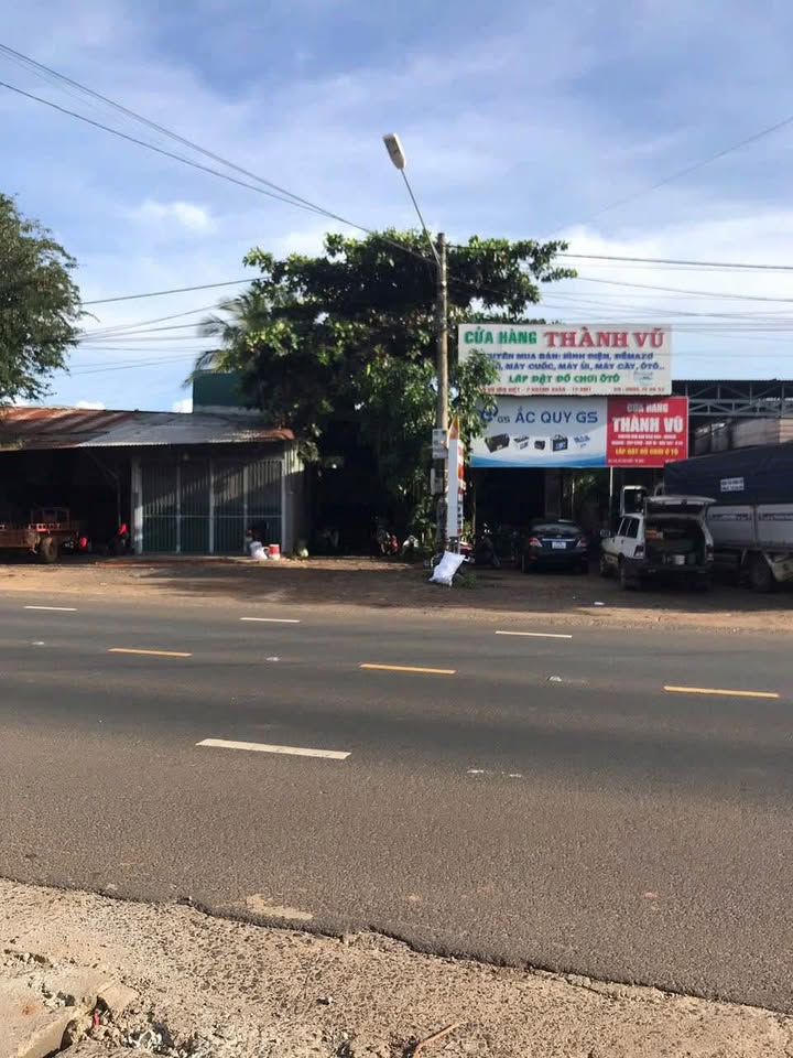 Cần bán gấp lô đất mặt tiền đường Võ Văn Kiệt, vị trí cực kỳ đắc địa