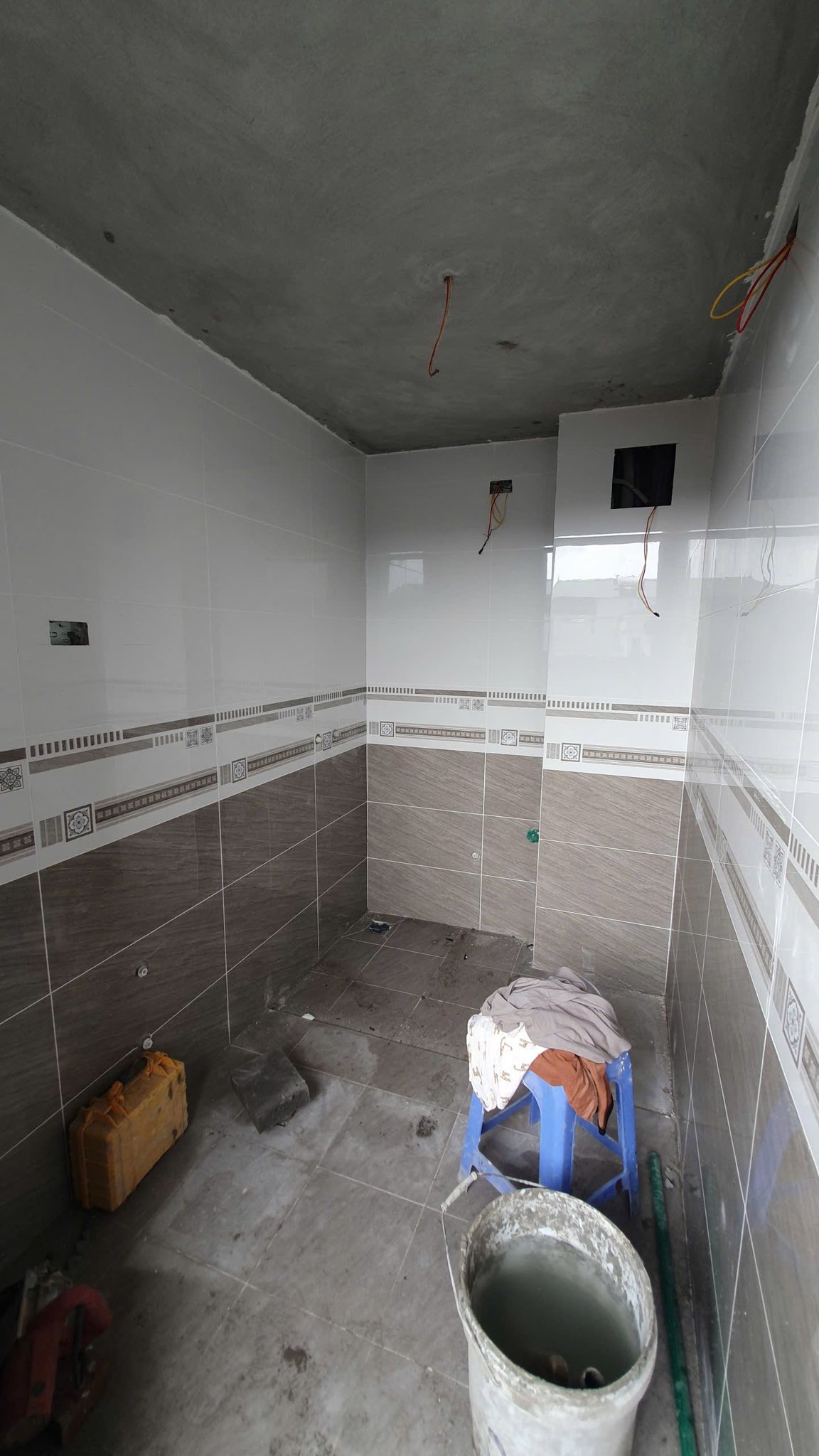 Bán nhà 3 tầng tâm huyết gần ga đường sắt quốc tế, Gia Lâm