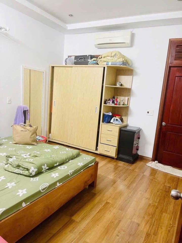 Nhà 4x20m mặt tiền Cao Thắng kinh doanh, ở thoải mái, giá 7.6 tỷ