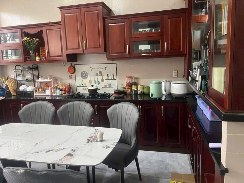 Nhà đẹp trung tâm thành phố Bà Rịa, diện tích 198m2, thổ cư 120m2, giá 4,6 tỷ