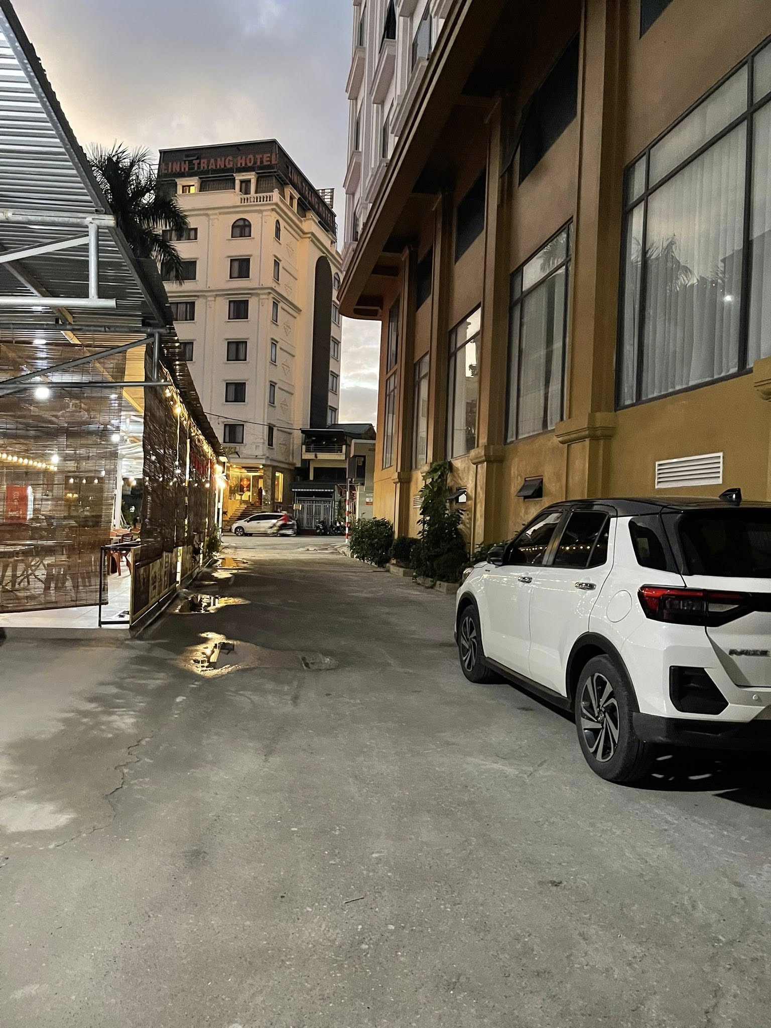 Siêu phẩm lô góc 3 mặt thoáng, hiếm có khó tìm tại đường Sông Ba Cột 5