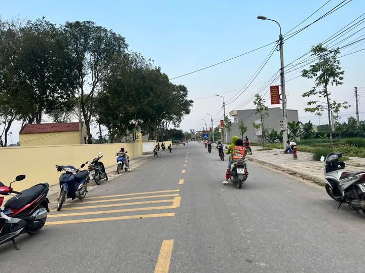 Bán gấp lô đất 182.1m² mặt tiền 6m, đường 7,5m, phường Phú Bình, Thanh Hóa