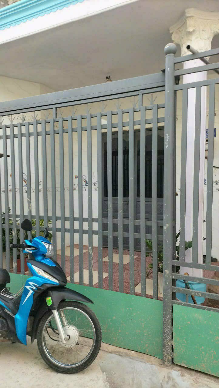 Nhà ngang 8m gần chợ Long Điền, full thổ cư, giá chỉ 1, tỷ