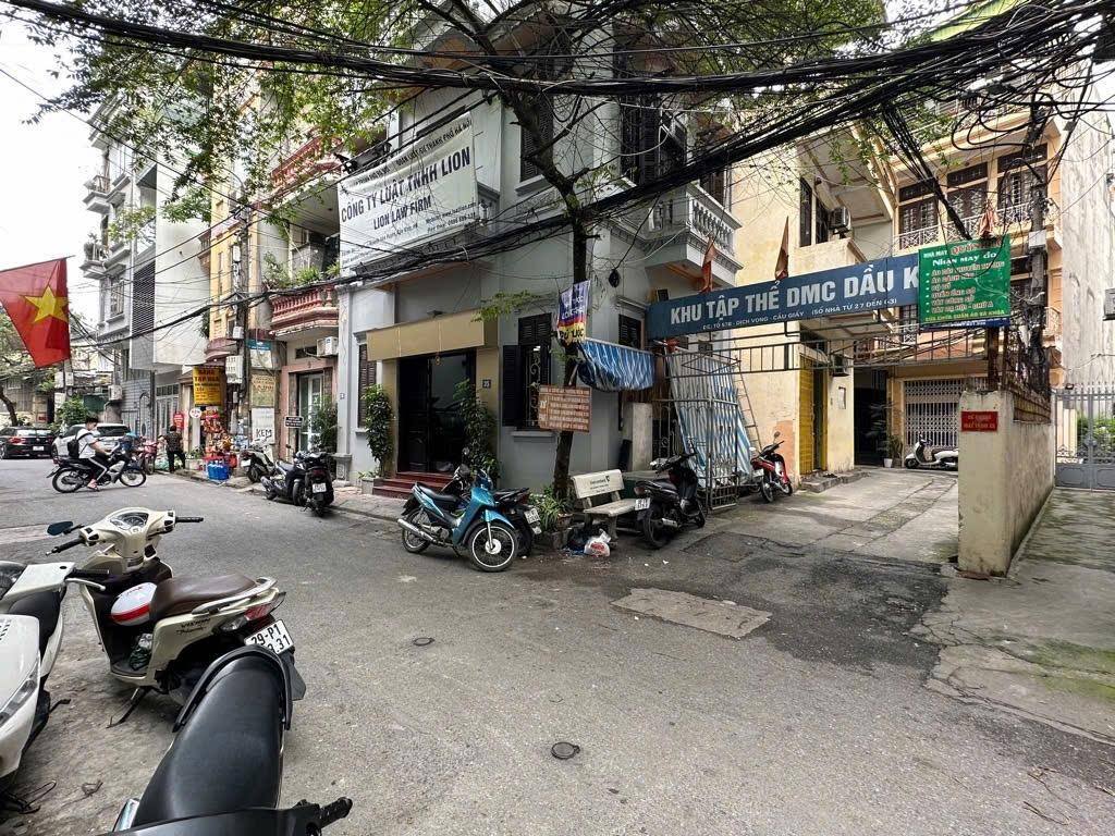 Nhà Nguyễn Văn Huyên, Cầu Giấy, 6 tầng sang trọng, ô tô đỗ cửa, 3 mặt thoáng