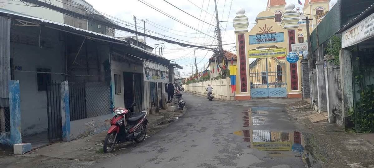 Nhà tọa lạc tại vị trí đắc địa trên mặt tiền đường Trương Định, phường 6, Thành phố Bến Tre