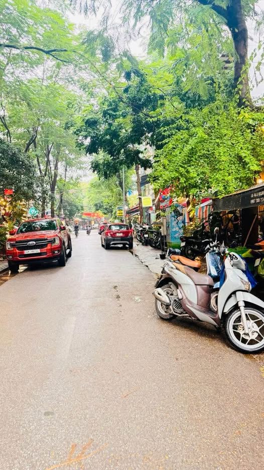 Siêu phẩm mặt phố Phùng Hưng, Hà Đông đây