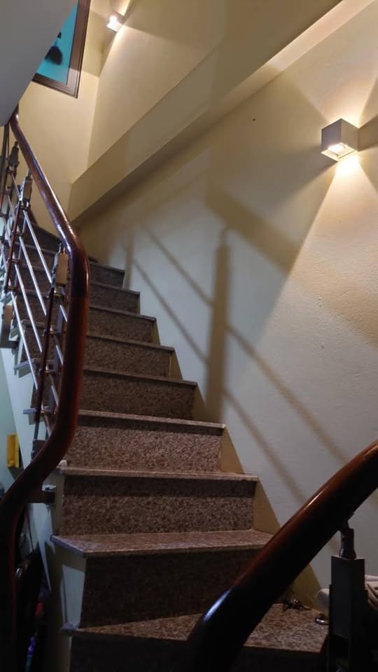 Nhà 2 tầng ngõ 32 phố An Dương, gần khu phân lô F361, thoáng đãng, giá 2,45 tỷ