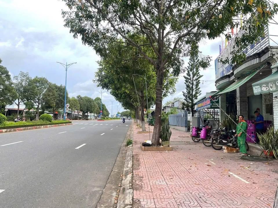 Đất Vũng Tàu - Mặt tiền Võ Thị Sáu, Đất Đỏ - Vừa ở vừa kinh doanh, giá hời