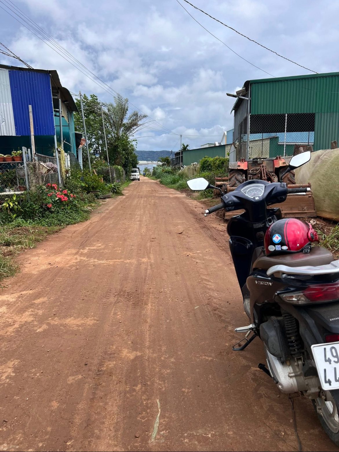 Đất nền thổ cư 200m2, vị trí đắc địa khu du lịch Quảng Lợi, Đơn Dương