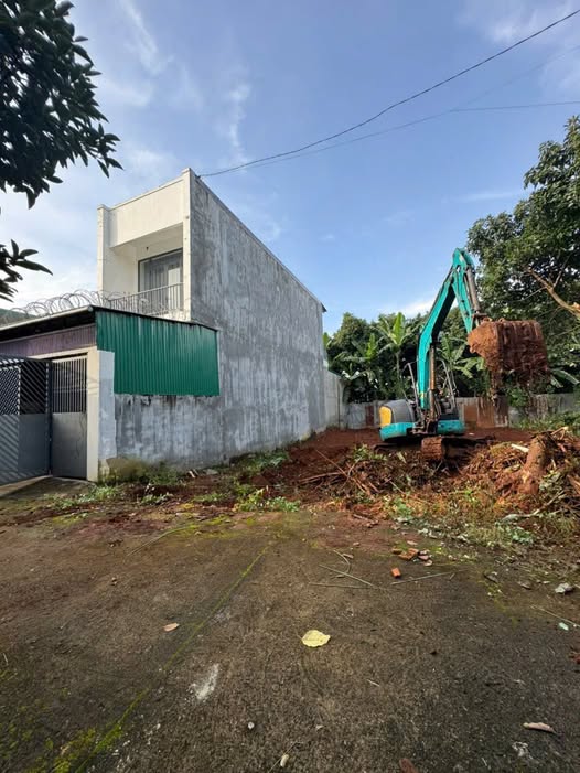 Lô đất siêu trung tâm Buôn Ma Thuột, 10x19m, thổ cư 100%, 4.39 tỷ