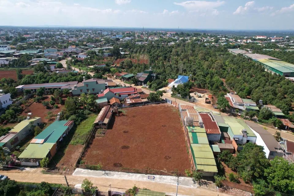 Đất mặt tiền đường Nguyễn Chí Thanh, Krong Pắc, Đắk Lắk, gần trường học, chợ, bệnh viện