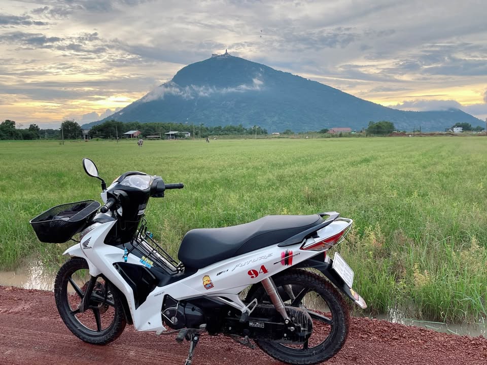 Đất nền Suối Đá view núi cực chill, giá chỉ 250 triệu, sổ sẵn, cơ hội đầu tư hấp dẫn